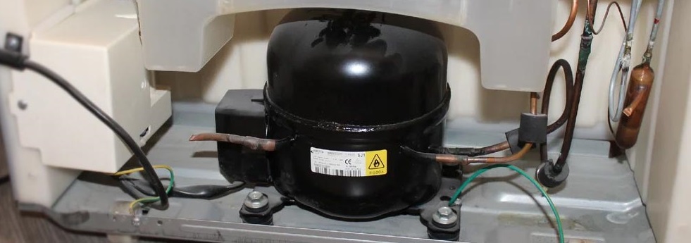 Греются боковые стенки холодильника Греются боковые стенки холодильника