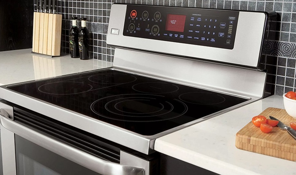 Рейтинг электрических стеклокерамических варочных панелей 2025 года по качеству и надёжности
