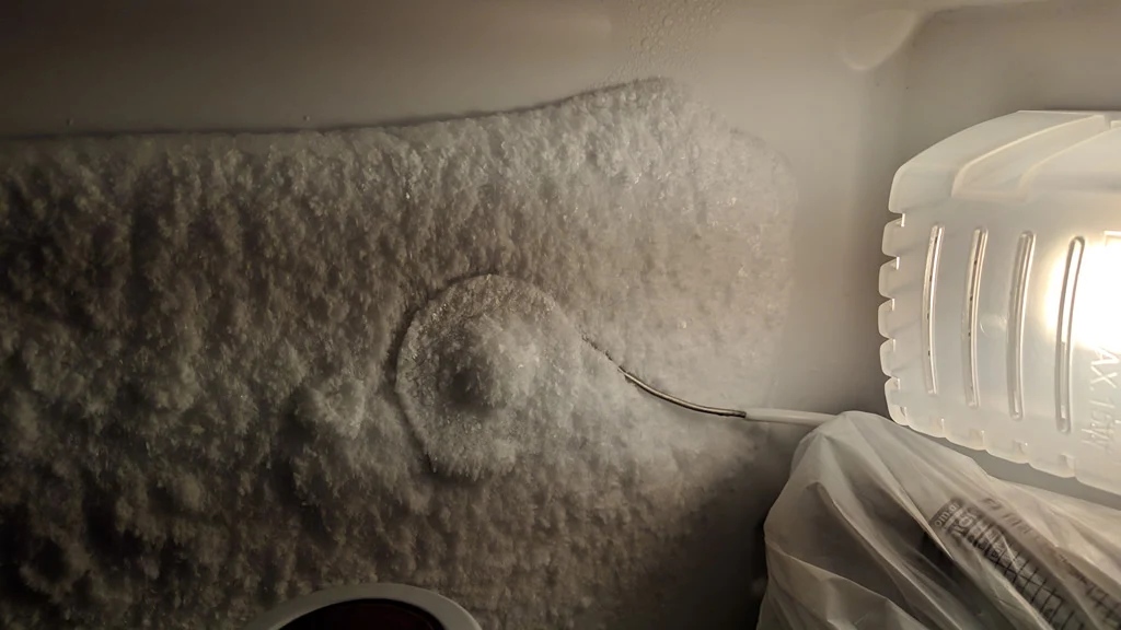 Как предотвратить намерзание льда Как предотвратить намерзание льда