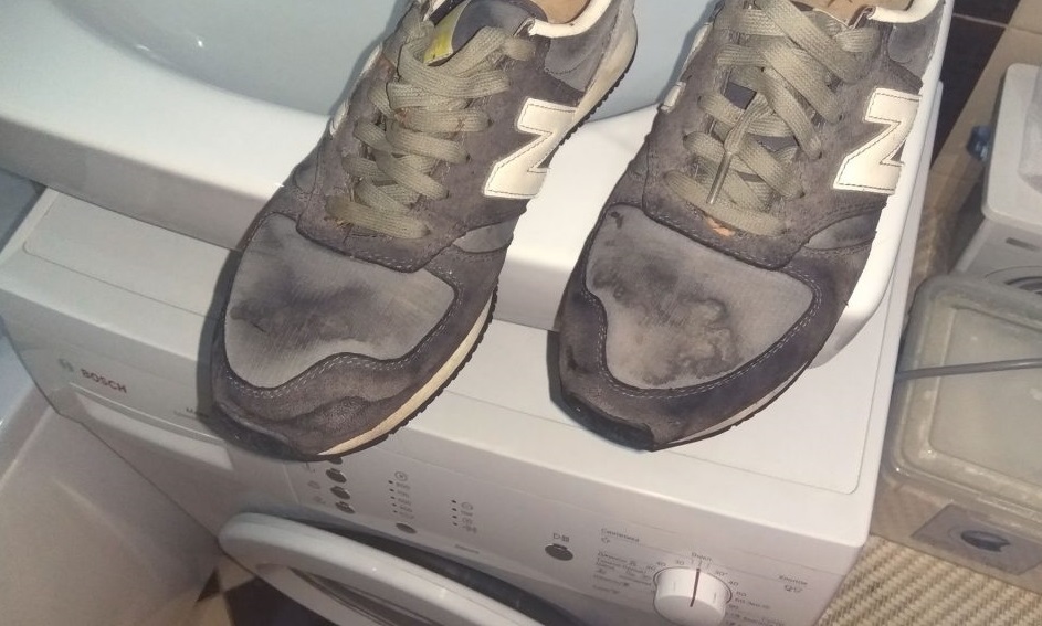 Как стирать кроссовки в стиральной машине Как стирать кроссовки в стиральной машине