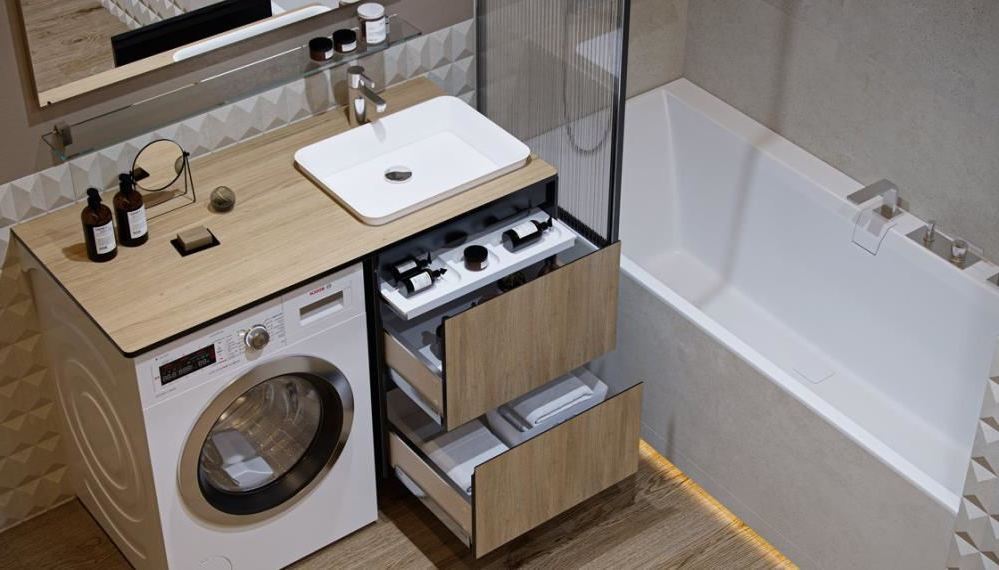 Встроенная стиральная машина под раковиной