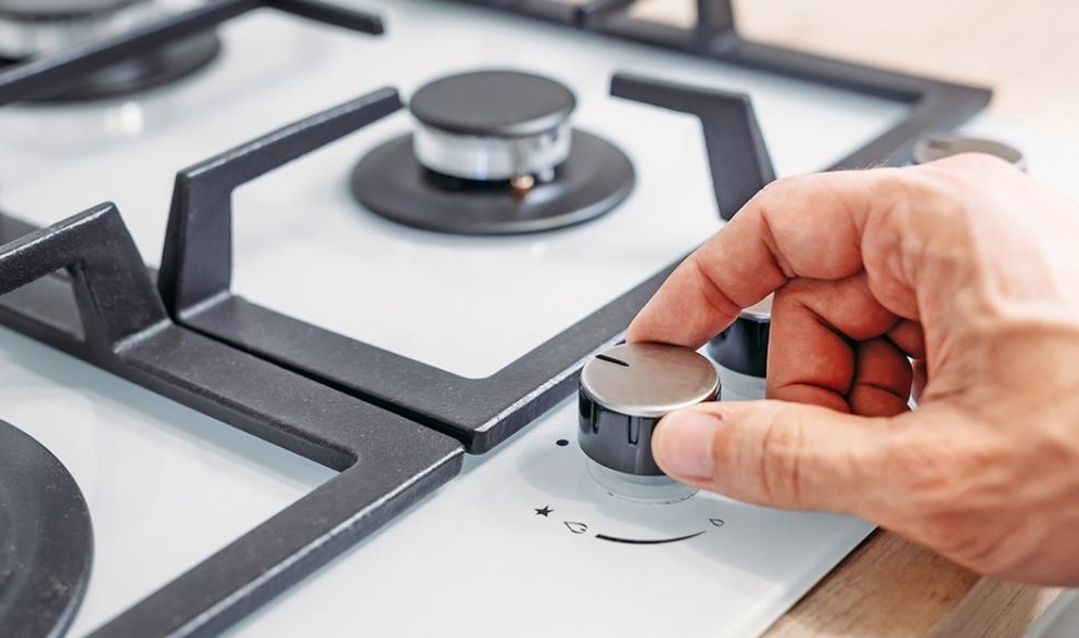 Как включить и выключить газовую варочную панель