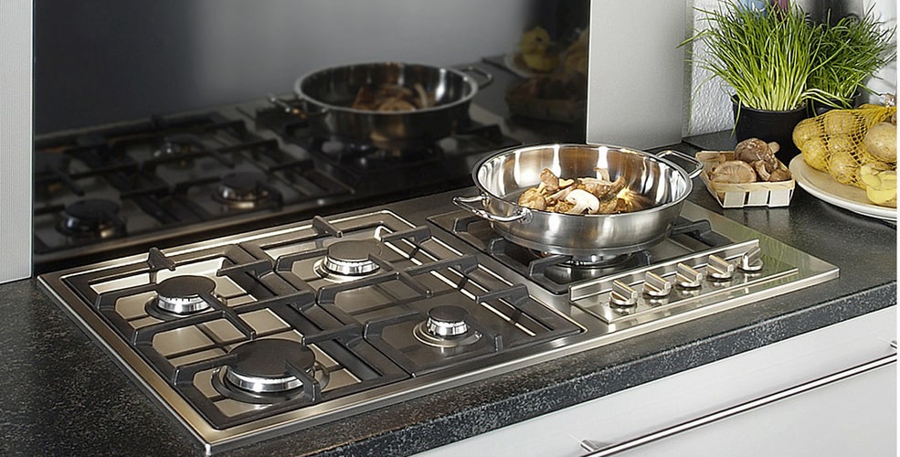  Какую варочную панель выбрать по материалу поверхности