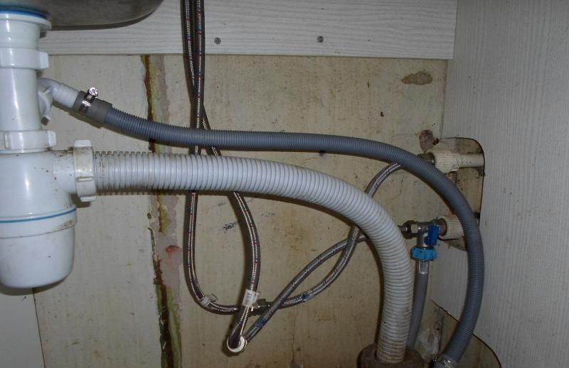 Как подключить посудомоечную машину самостоятельно  Как подключить посудомоечную машину самостоятельно