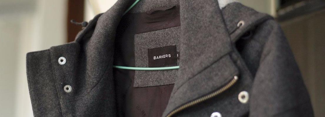 Подготовка пальто к чистке 