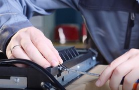 Установка индукционной варочной панели Maunfeld