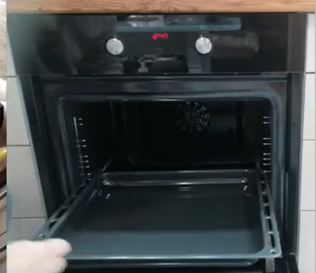 Духовой шкаф Zigmund Shtain EN 222.112 B (video 1)