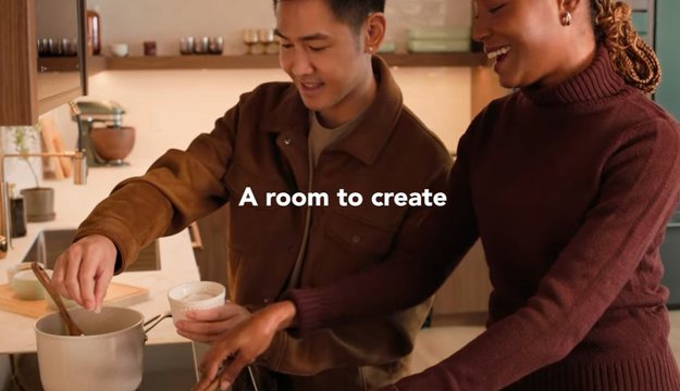 Погружной блендер KitchenAid 5KHBV83EBM матовый черный (video 2)