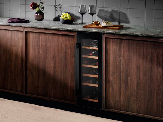 Встраиваемый винный шкаф Electrolux EWS4020B5B (preview 6)