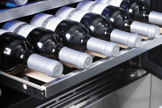 Винный шкаф Fulgor Milano FWC 4524 TC BK (preview 3)