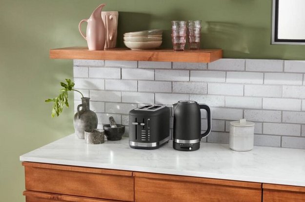 Электрочайник KitchenAid 5KEK1701EBK (фото 7) Электрочайник KitchenAid 5KEK1701EBK (preview 7)