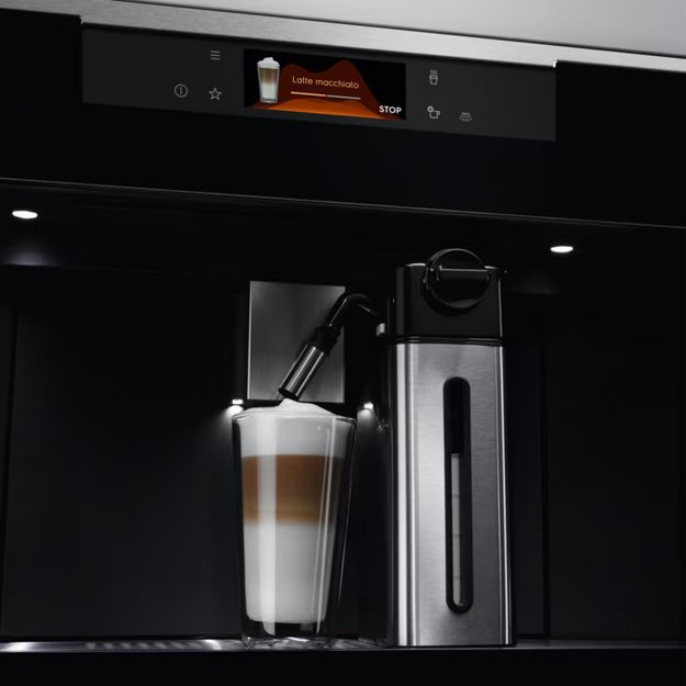Встраиваемая кофемашина Electrolux KBC85X (preview 8)
