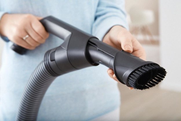 Пылесос Miele SGSA3 Complete C3 Parquet Celebration черный обсидиан (preview 5)