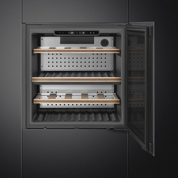 Встраиваемый холодильный шкаф для вина Smeg CVI129B3 (фото 3) Встраиваемый холодильный шкаф для вина Smeg CVI129B3 (preview 3)