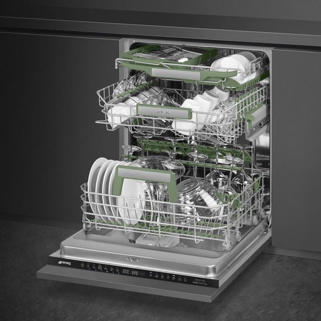 Встраиваемая посудомоечная машина Smeg STL7322BQL (preview 6)