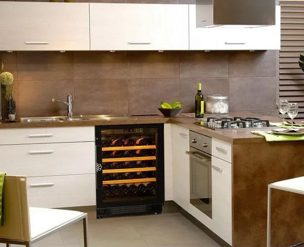 Встраиваемый мультитемпературный винный шкаф EuroCave S-059 K-800011-S (preview 6)