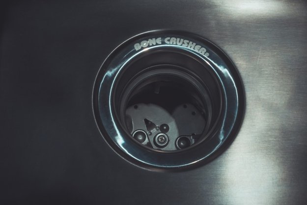 Измельчитель пищевых отходов Bone Crusher BC 910-SL (preview 2)