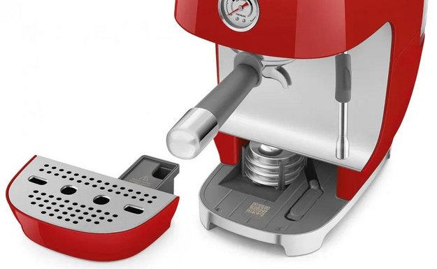 Кофемашина Smeg ECF03RDEU (preview 7)