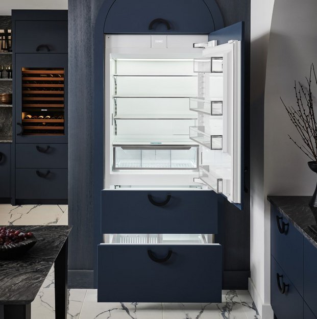 Встраиваемый холодильник SUB-ZERO ICBDET3650CIID/R (preview 2)