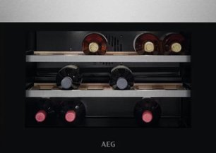 Винный шкаф AEG KWK884520M фото 3 в Новосибирске