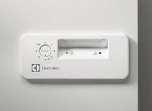 Морозильный ларь Electrolux EC2800AOW2 фото 2 в Новосибирске