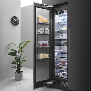 Встраиваемая морозильная камера Signature Kitchen Suite SKSCF1831P фото 2 в Новосибирске