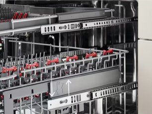 Отдельностоящая посудомоечная машина АЕГ FFB53927ZM фото 3 в Новосибирске Отдельностоящая посудомоечная машина AEG FFB53927ZM фото 3 в Новосибирске