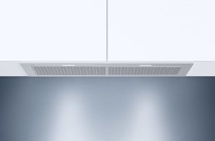 Встраиваемая вытяжка Фауцуг AiroClearCabinet V4000 AE4T-64010 фото в Новосибирске Встраиваемая вытяжка V-ZUG AiroClearCabinet V4000 AE4T-64010 фото в Новосибирске