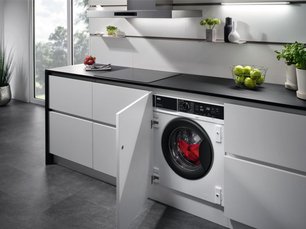 Встраиваемая стиральная машина AEG L7FNE48SI фото 4 в Новосибирске