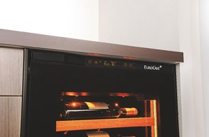 Встраиваемый монотемпературный винный шкаф V-INSP-S EuroCave I-090017-S фото 4 в Новосибирске