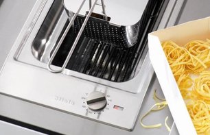 Фритюрница Миле CS 1411 F фото 2 в Новосибирске Фритюрница Miele CS 1411 F фото 2 в Новосибирске