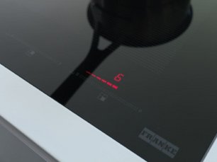 Варочная панель со встроенной вытяжкой Franke FMA 8391 HI фото 4 в Новосибирске