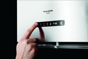 Вытяжка Фулгор Милано SHI 9004 TC X фото 3 в Новосибирске Вытяжка Fulgor Milano SHI 9004 TC X фото 3 в Новосибирске