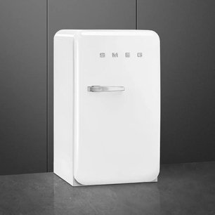 Холодильник Смег FAB10RWH5 фото 3 в Новосибирске Холодильник Smeg FAB10RWH5 фото 3 в Новосибирске