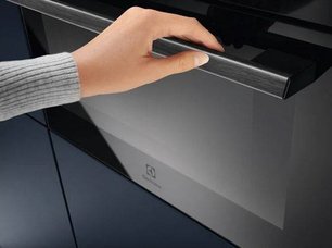Встраиваемая микроволновая печь Электролюкс EVM 6E46Z фото 4 в Новосибирске Встраиваемая микроволновая печь Electrolux EVM 6E46Z фото 4 в Новосибирске
