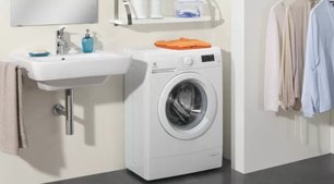 Стиральная машина Electrolux EWM1042NDU фото 2 в Новосибирске