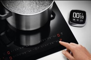 Варочная панель Электролюкс LIR60430BW фото 4 в Новосибирске Варочная панель Electrolux LIR60430BW фото 4 в Новосибирске