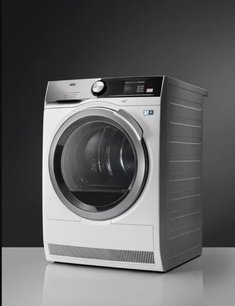 Сушильная машина с тепловым насосом AEG T9DBA68SC фото 3 в Новосибирске