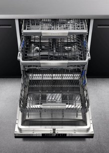 Встраиваемая посудомоечная машина Де Дитрих DCJ532DQX фото 2 в Новосибирске Встраиваемая посудомоечная машина De Dietrich DCJ532DQX фото 2 в Новосибирске