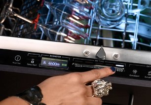 Встраиваемая посудомоечная машина АЕГ FSE75737P фото 4 в Новосибирске Встраиваемая посудомоечная машина AEG FSE75737P фото 4 в Новосибирске