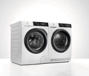 Стиральная машина Electrolux EW8F2R29S фото 2 в Новосибирске