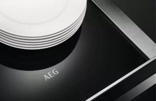 Встраиваемый ящик для подогрева посуды AEG KDK911424M фото 2 в Новосибирске