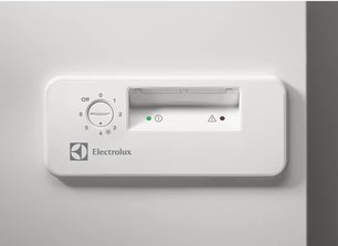 Морозильный ларь Electrolux EC2233AOW1 фото 2 в Новосибирске