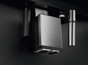 Встраиваемая кофемашина AEG KKB894500B фото 3 в Новосибирске