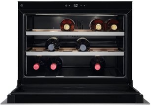 Встраиваемый винный шкаф AEG KWE884520M фото 2 в Новосибирске