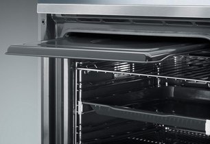 Духовой шкаф SMEG SFP390X фото 3 в Новосибирске