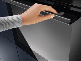 Духовой шкаф Electrolux EOB7S31Z фото 4 в Новосибирске