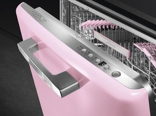 Посудомоечная машина Смег ST2FABPK фото 3 в Новосибирске Посудомоечная машина Smeg ST2FABPK фото 3 в Новосибирске