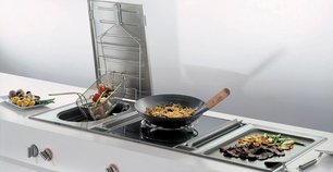 Фритюрница Гаггенау VF 411-110 фото 2 в Новосибирске Фритюрница Gaggenau VF 411-110 фото 2 в Новосибирске