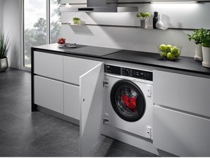 Встраиваемая стиральная машина AEG L8FBE48SCI фото 4 в Новосибирске